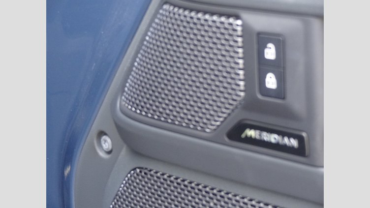 2023 認定中古車 Land Rover Defender 110 Tasman Blue D300
 X－DYNAMIC HSE