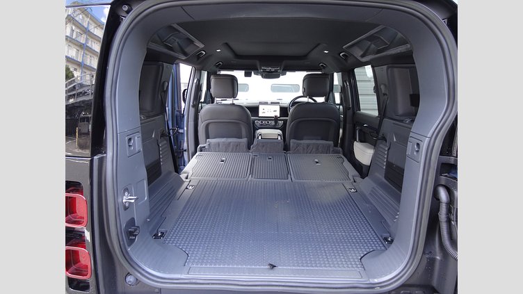 2023 認定中古車 Land Rover Defender 110 Tasman Blue D300
 X－DYNAMIC HSE