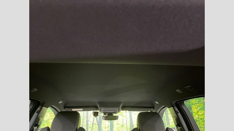 2018 認定中古車 Jaguar E-Pace Yulong White 250PS Ｒ‐ダイナミック ２５０ＰＳ	