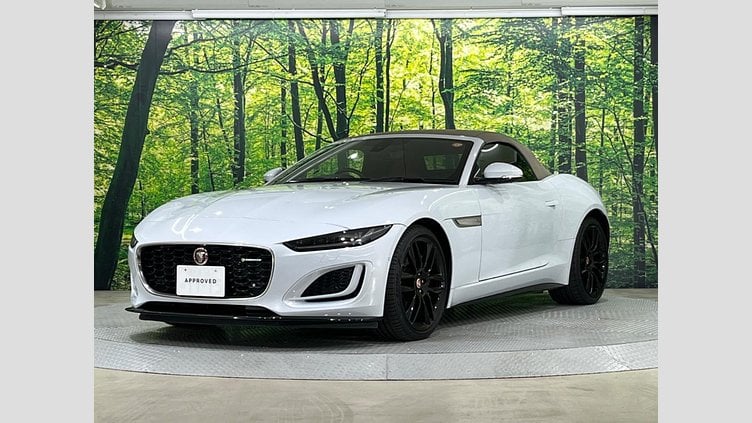 2021 認定中古車 Jaguar F-Type Yulong White 300PS R-ダイナミック　コンバーチブル