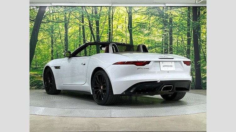 2021 認定中古車 Jaguar F-Type Yulong White 300PS R-ダイナミック　コンバーチブル
