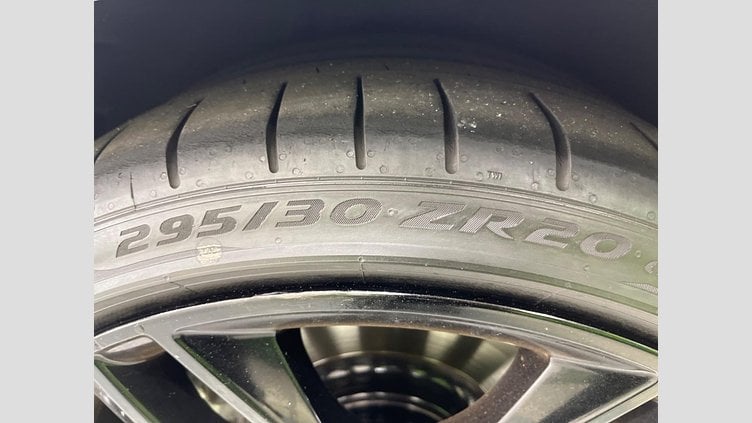 2021 認定中古車 Jaguar F-Type Yulong White 300PS R-ダイナミック　コンバーチブル