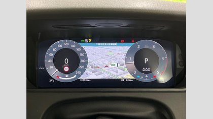 Range Rover Velar 64