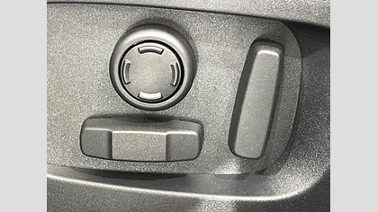 Range Rover Velar 18