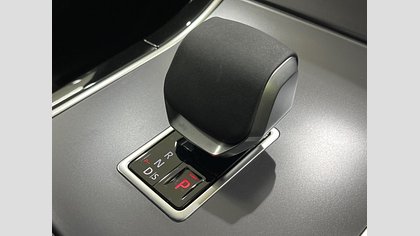 Range Rover Velar 68