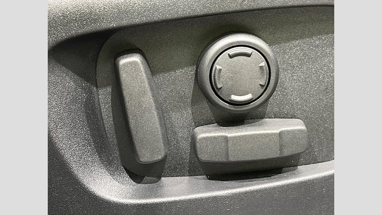 2024 認定中古車 Land Rover Range Rover Velar Zadar Grey ４WD ダイナミック ＳＥ Ｄ２００ 