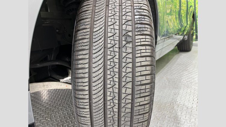 2024 認定中古車 Land Rover Range Rover Velar Zadar Grey ４WD ダイナミック ＳＥ Ｄ２００ 