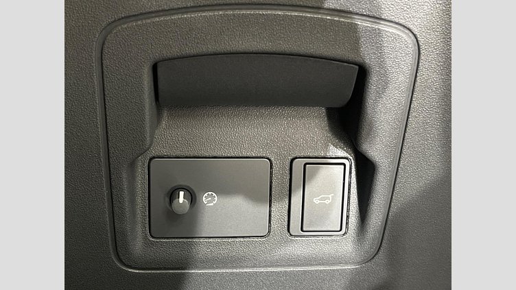 2024 認定中古車 Land Rover Range Rover Velar Zadar Grey ４WD ダイナミック ＳＥ Ｄ２００ 