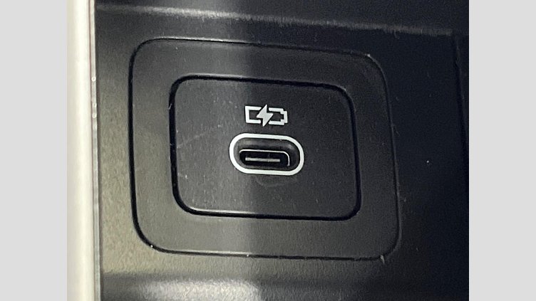 2024 認定中古車 Land Rover Range Rover Velar Zadar Grey ４WD ダイナミック ＳＥ Ｄ２００ 