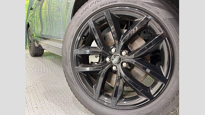 Range Rover Velar 11