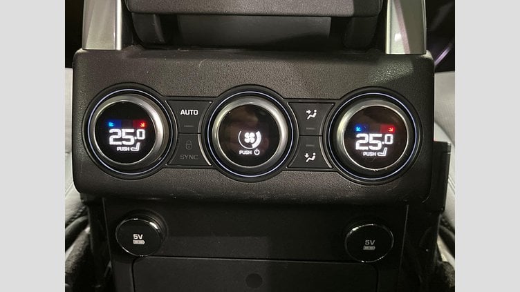 2019 認定中古車 Land Rover Discovery Fuji White 306DT ラグビーワールドカップ２０１９エディション