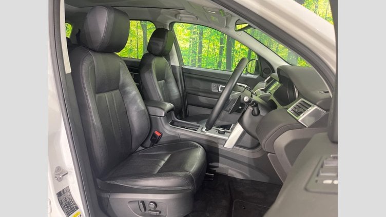 2017 認定中古車 Land Rover Discovery Sport Fuji White 204PT HSE