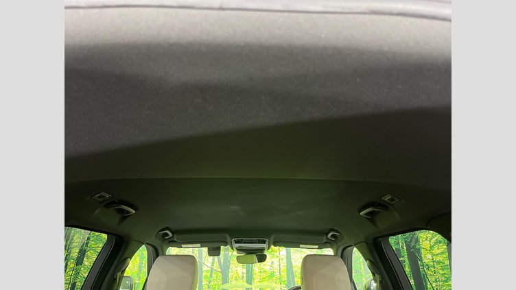 2019 認定中古車 Land Rover Range Rover Velar Narvik Black 4WD
 Ｒ ダイナミック Ｓ １８０ＰＳ