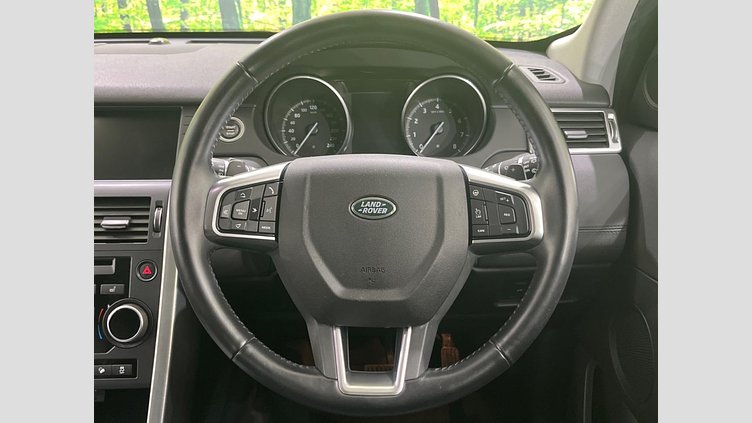 2017 認定中古車 Land Rover Discovery Sport Fuji White 204PT HSE