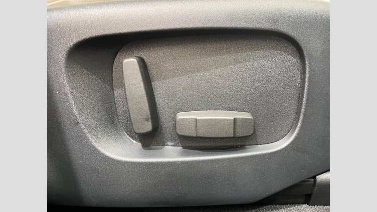 2019 認定中古車 Land Rover Range Rover Velar Narvik Black 4WD
 Ｒ ダイナミック Ｓ １８０ＰＳ