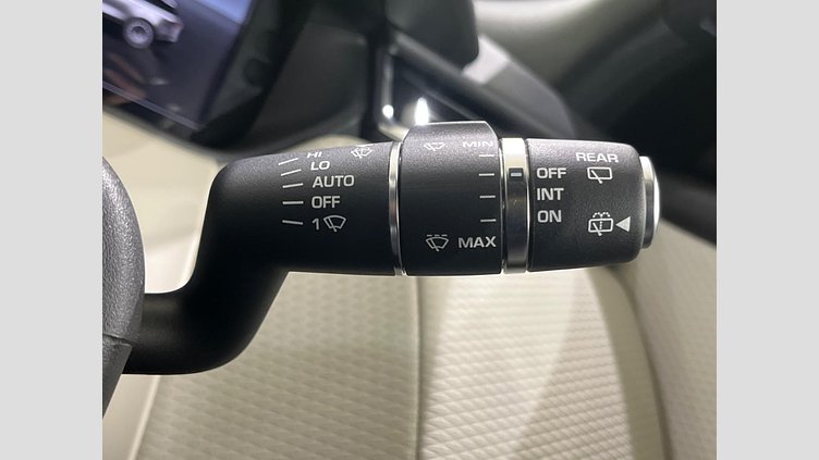 2019 認定中古車 Land Rover Range Rover Velar Narvik Black 4WD
 Ｒ ダイナミック Ｓ １８０ＰＳ