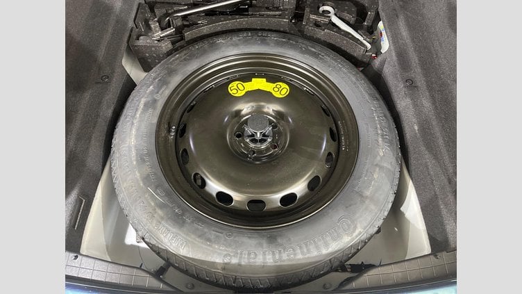 2018 認定中古車 Jaguar F-Pace Fuji White 200PS ピュア