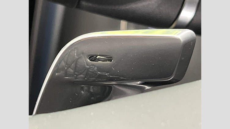 2024 認定中古車 Land Rover Discovery Sport Eiger Grey EV ダイナミック ＨＳＥ Ｐ３００ｅ