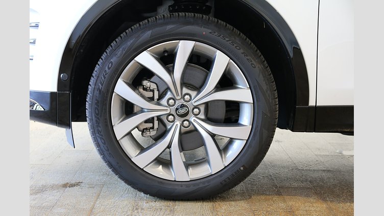 2025 認定中古車 Land Rover Discovery Sport オストゥーニパールホワイト P300eプラグインハイブリッド（ガソリン） Dynamic HSE