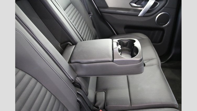 2025 認定中古車 Land Rover Discovery Sport オストゥーニパールホワイト P300eプラグインハイブリッド（ガソリン） Dynamic HSE