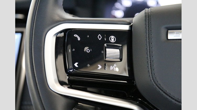 2025 認定中古車 Land Rover Discovery Sport オストゥーニパールホワイト P300eプラグインハイブリッド（ガソリン） Dynamic HSE