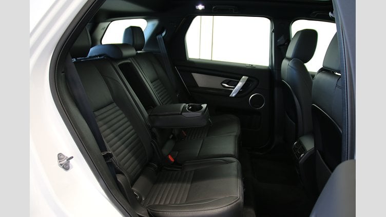 2025 認定中古車 Land Rover Discovery Sport オストゥーニパールホワイト P300eプラグインハイブリッド（ガソリン） Dynamic HSE