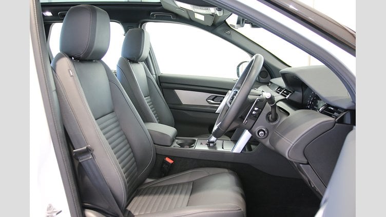 2025 認定中古車 Land Rover Discovery Sport オストゥーニパールホワイト P300eプラグインハイブリッド（ガソリン） Dynamic HSE