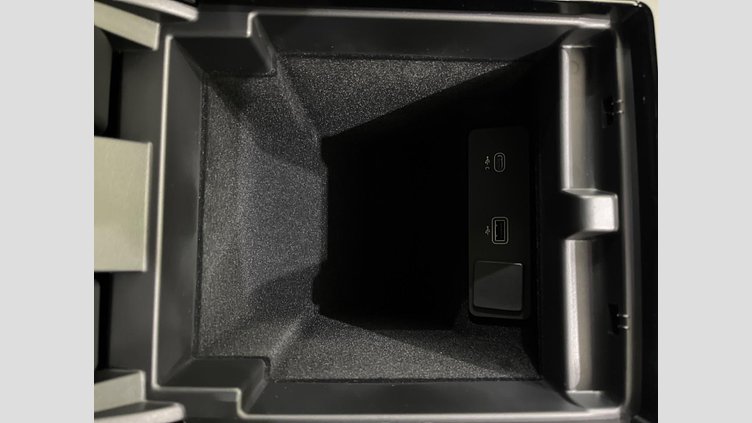 2024 認定中古車 Land Rover Range Rover Evoque Fuji White ４WD Ｓ Ｄ２００