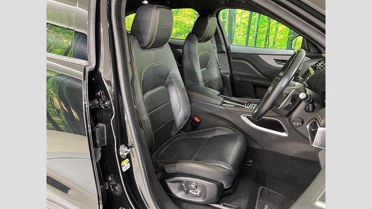 2020 認定中古車 Jaguar F-Pace Santorini Black 300PS ３００スポーツ