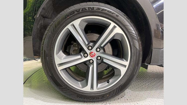 2020 認定中古車 Jaguar F-Pace Santorini Black 300PS ３００スポーツ