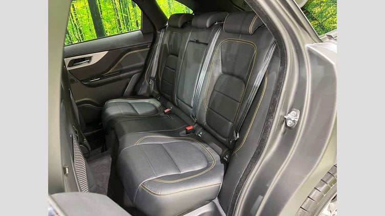 2020 認定中古車 Jaguar F-Pace Santorini Black 300PS ３００スポーツ