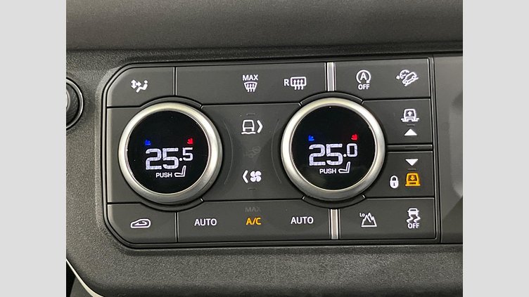 2022 認定中古車 Land Rover Defender 110 Santorini Black DT306  Ｘ－ダイナミックＳＥ Ｄ３００