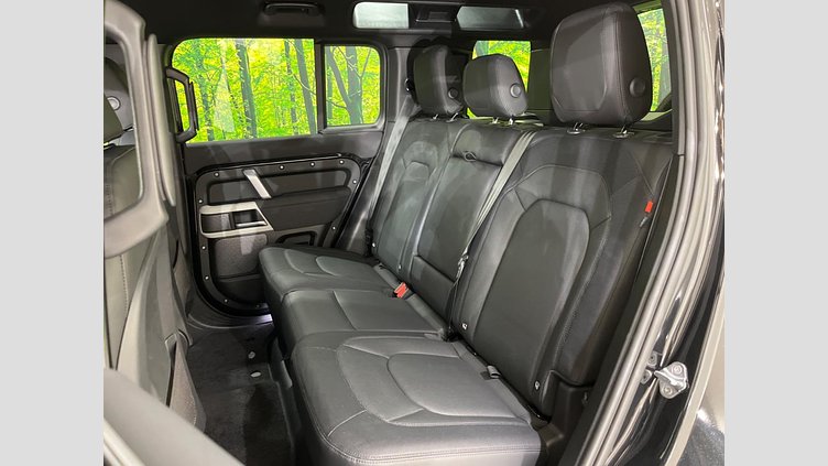 2022 認定中古車 Land Rover Defender 110 Santorini Black DT306  Ｘ－ダイナミックＳＥ Ｄ３００