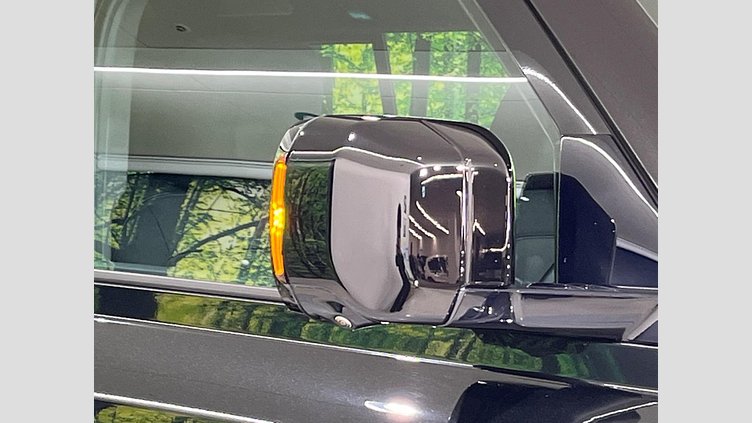 2022 認定中古車 Land Rover Defender 110 Santorini Black DT306  Ｘ－ダイナミックＳＥ Ｄ３００