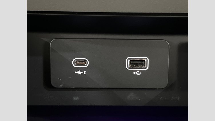 2022 認定中古車 Land Rover Defender 110 Santorini Black DT306  Ｘ－ダイナミックＳＥ Ｄ３００