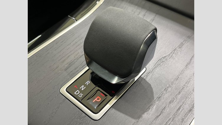 2024 認定中古車 Land Rover Range Rover Evoque Corinthian Bronze 4WD オートバイオグラフィ Ｐ２５０