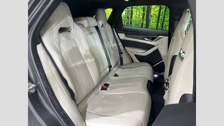 2021 認定中古車 Jaguar F-Pace British Racing Green 550PS SVR　BRGローンチエディション