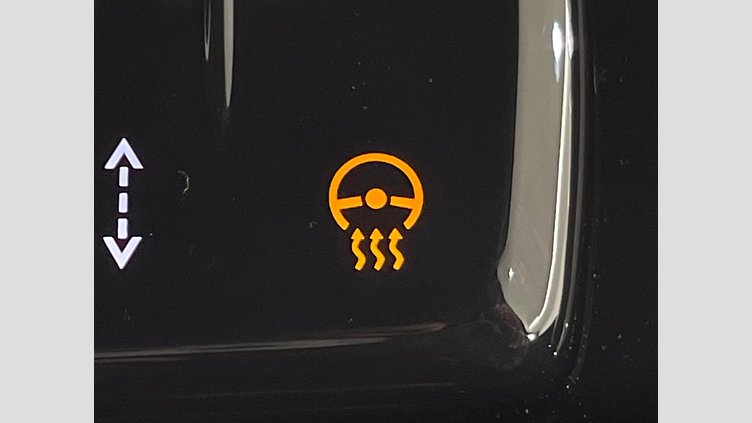 2024 認定中古車 Land Rover Range Rover Evoque Fuji White 4WD ダイナミック ＳＥ Ｄ２００