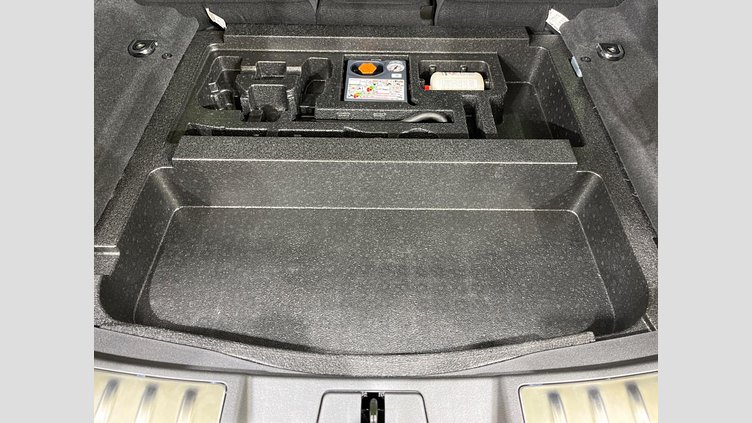 2024 認定中古車 Land Rover Range Rover Evoque Fuji White 4WD ダイナミック ＳＥ Ｄ２００