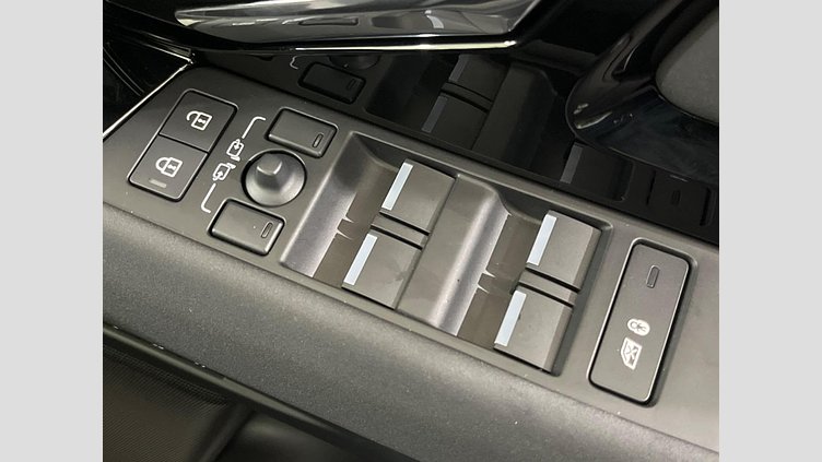 2024 認定中古車 Land Rover Range Rover Evoque Fuji White 4WD ダイナミック ＳＥ Ｄ２００