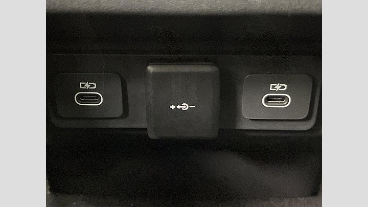 2024 認定中古車 Land Rover Range Rover Evoque Fuji White 4WD ダイナミック ＳＥ Ｄ２００