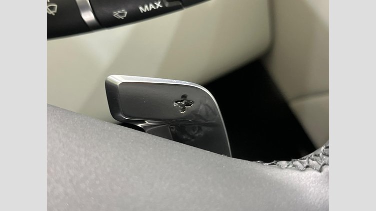 2024 認定中古車 Land Rover Range Rover Evoque Carpathian Grey D200 AWD(AT) S