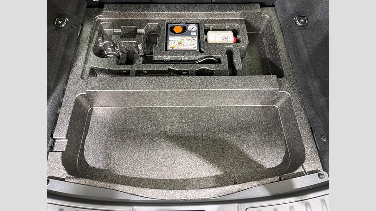 2024 認定中古車 Land Rover Range Rover Evoque Fuji White 4WD
 Ｓ Ｄ２００