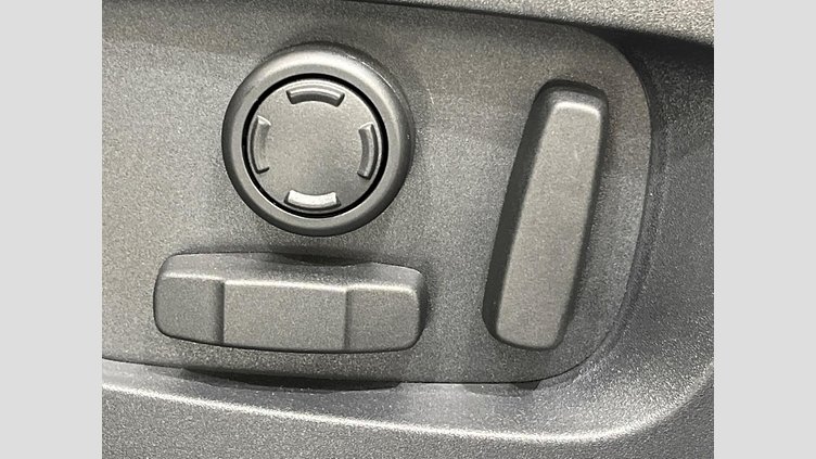 2024 認定中古車 Land Rover Range Rover Evoque Fuji White 4WD
 Ｓ Ｄ２００