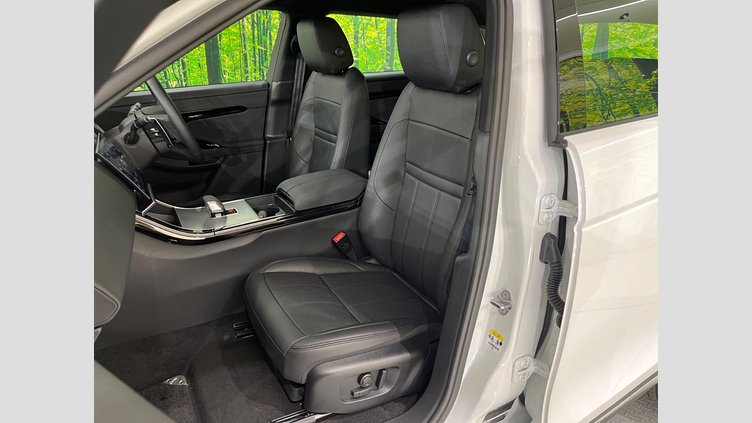 2024 認定中古車 Land Rover Range Rover Evoque Fuji White 4WD
 Ｓ Ｄ２００