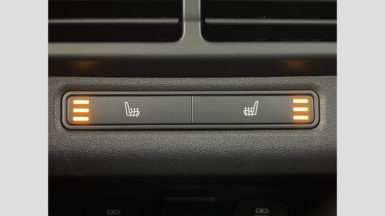 2024 認定中古車 Land Rover Range Rover Evoque Fuji White 4WD
 Ｓ Ｄ２００