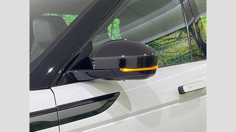 2024 認定中古車 Land Rover Range Rover Evoque Fuji White 4WD
 Ｓ Ｄ２００