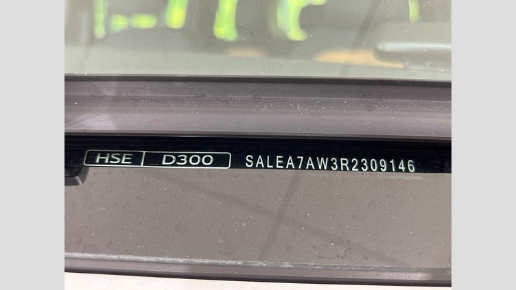 2024 認定中古車 Land Rover Defender 110 Fuji White D300 X-Dynamic HSE