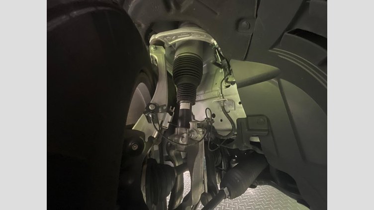 2024 認定中古車 Land Rover Defender 110 Fuji White D300 X-Dynamic HSE