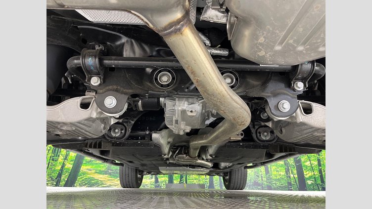 2024 認定中古車 Land Rover Defender 110 Fuji White D300 X-Dynamic HSE